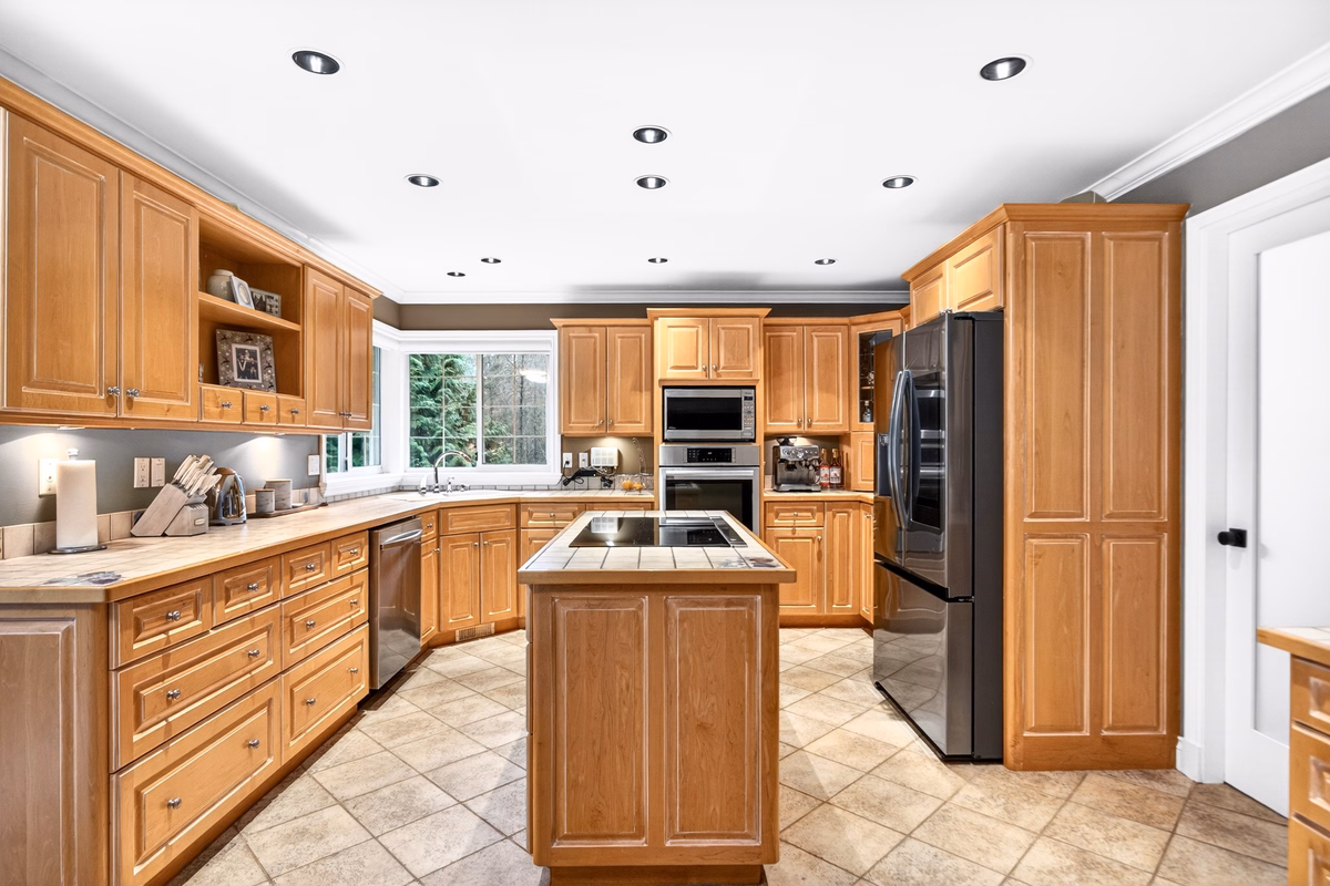 12595 266 STREET photo 23